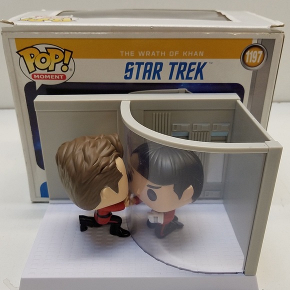 Funko Pop! Star Trek Wrath of Khan Kirk and Spock #1197 - Picture 3 of 3